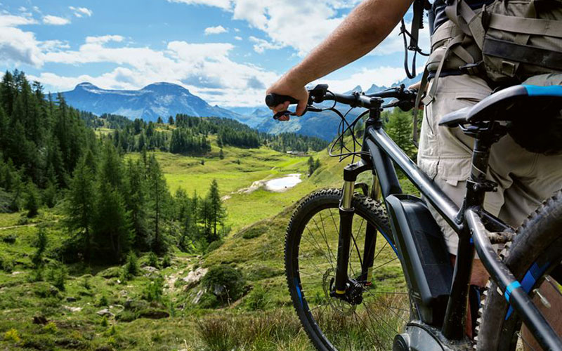 Faire du vélo en montagne : 10 règles à respecter