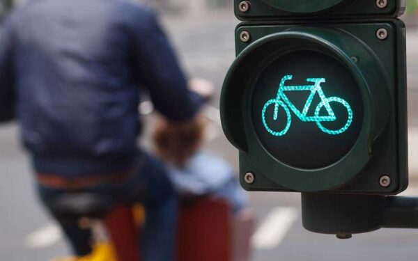 Feu vert pour cyclistes à une intersection